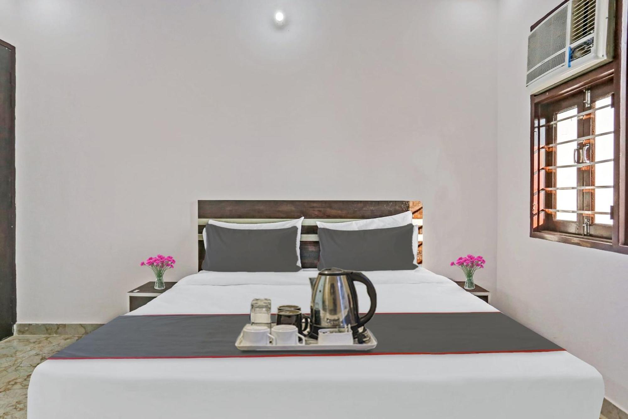 Farrukhnagar Collection O The Royal Fern酒店 外观 照片