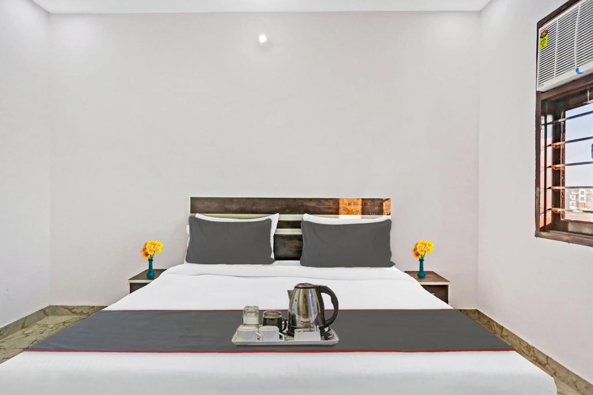 Farrukhnagar Collection O The Royal Fern酒店 外观 照片